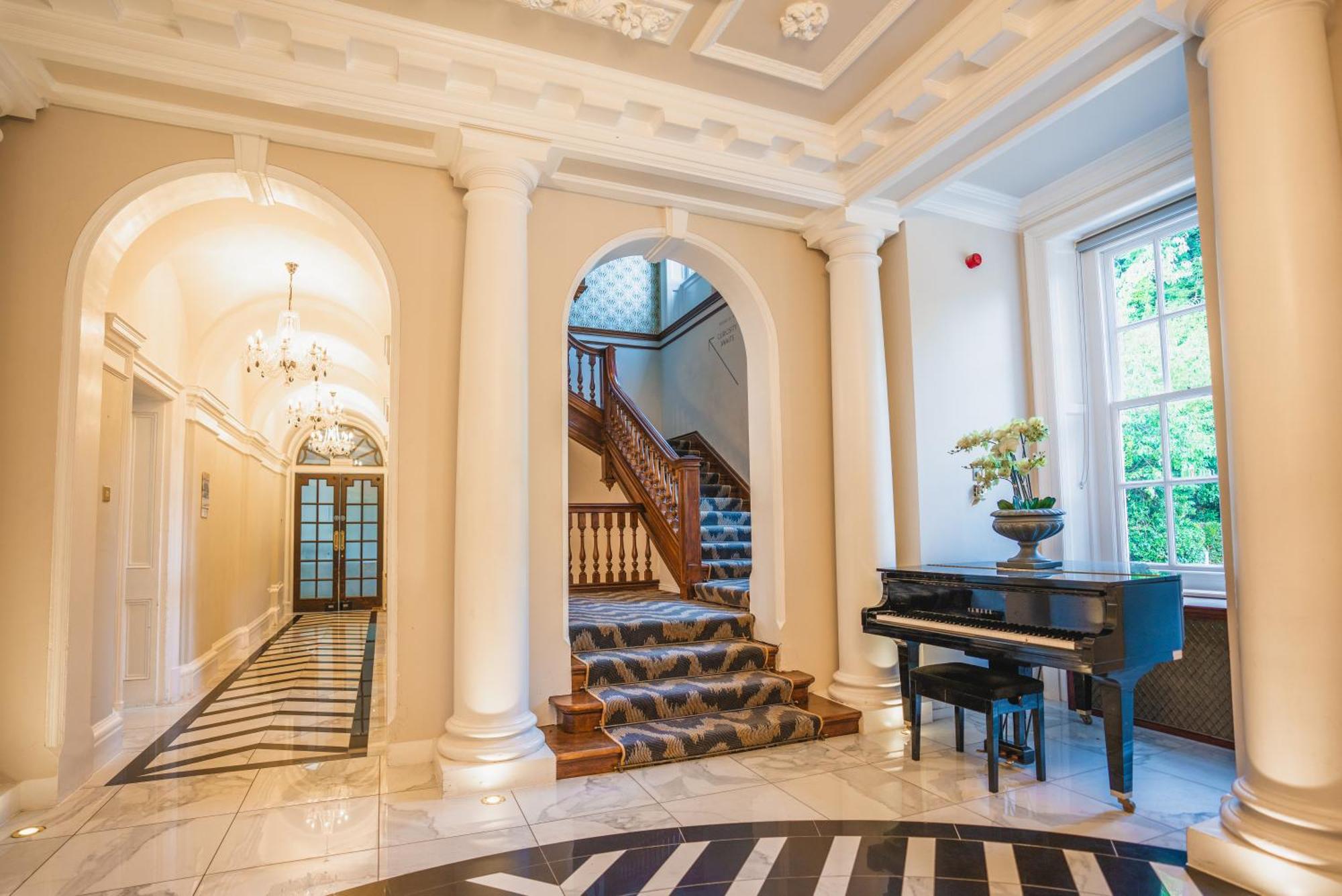 Hunton Park Hotel Kings Langley Eksteriør bilde