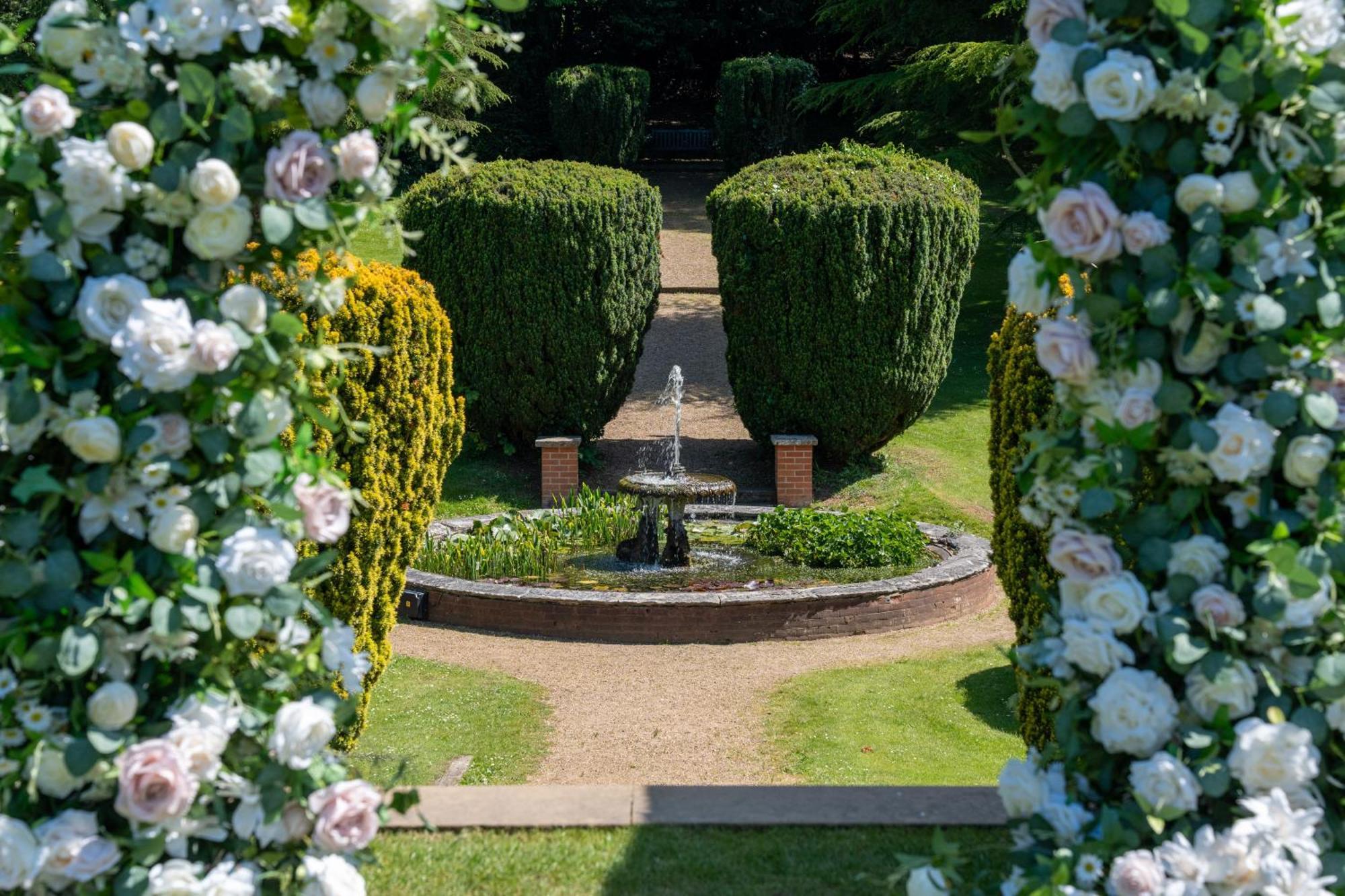 Hunton Park Hotel Kings Langley Eksteriør bilde