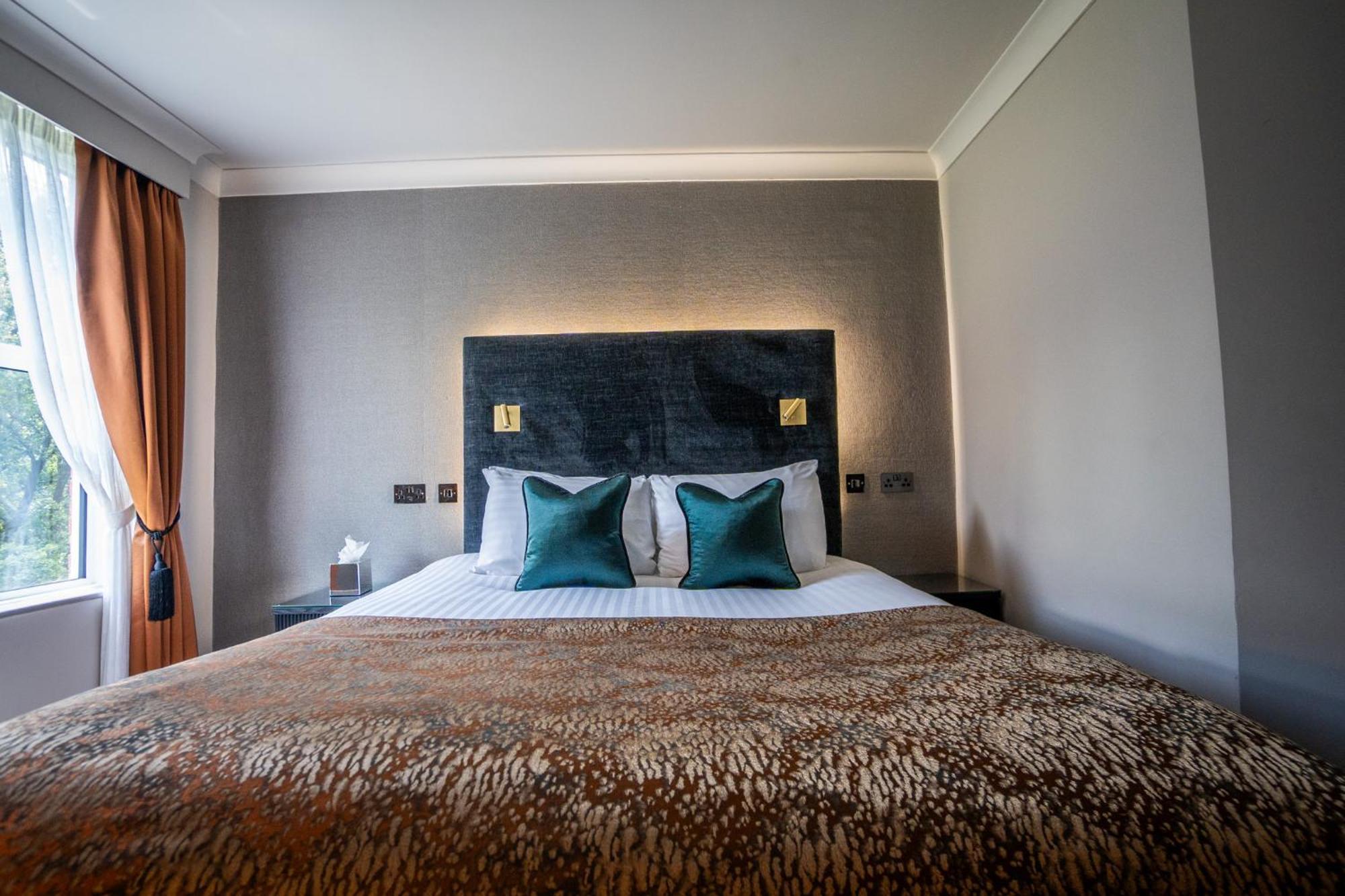 Hunton Park Hotel Kings Langley Eksteriør bilde